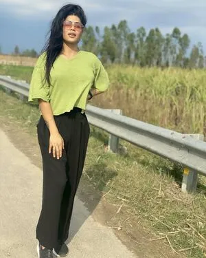Alina Rai OnlyFans Leaked Free Thumbnail Picture - #0zWD40D0Ue