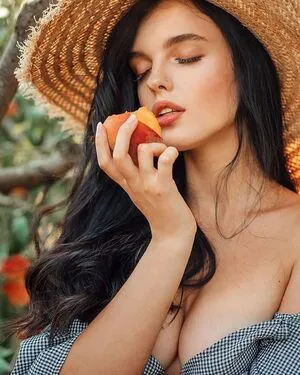 Alina Revolver Production OnlyFans Leaked Free Thumbnail Picture - #XNuAlOxclo