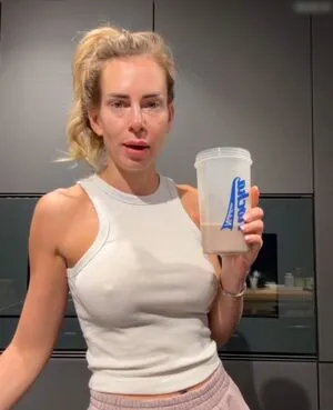 Alina Schulte Im Hoff OnlyFans Leaked Free Thumbnail Picture - #otl8DEbXOF
