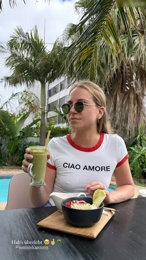 Alina Sophie Holst OnlyFans Leaked Free Thumbnail Picture - #ybszEEevdb