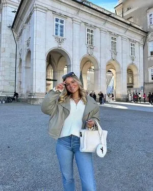 Alina Wachinger OnlyFans Leaked Free Thumbnail Picture - #2UXgIWimP3