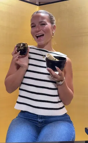 Alina Wachinger OnlyFans Leaked Free Thumbnail Picture - #4OAoAp0umR
