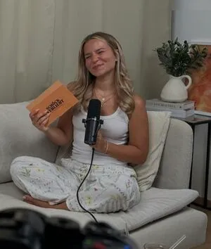 Alina Wachinger OnlyFans Leaked Free Thumbnail Picture - #4VetjfDPgN