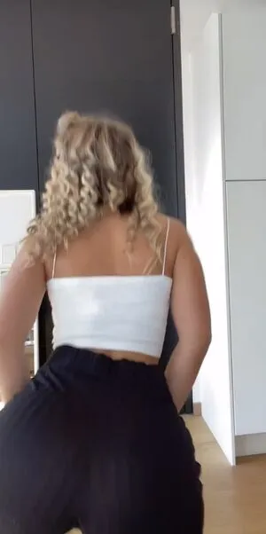Alina Wachinger OnlyFans Leaked Free Thumbnail Picture - #9z0TQoSME2