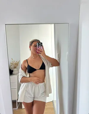 Alina Wachinger OnlyFans Leaked Free Thumbnail Picture - #LcJedLMiI1