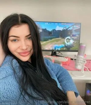 Alina Wanderer OnlyFans Leaked Free Thumbnail Picture - #DOaBvK54ZQ