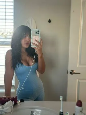 Alinabelle OnlyFans Leaked Free Thumbnail Picture - #E3JbB7dOvE