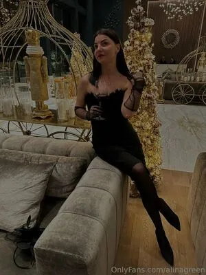 Alinagreen OnlyFans Leaked Free Thumbnail Picture - #C2JdleoYea