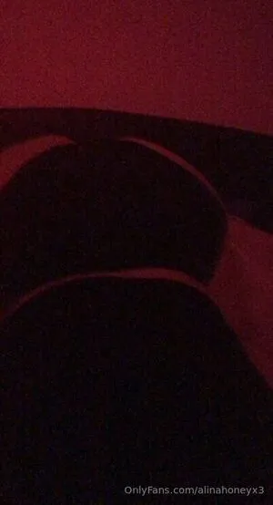 Alinagreys OnlyFans Leaked Free Thumbnail Picture - #AljJAA816c