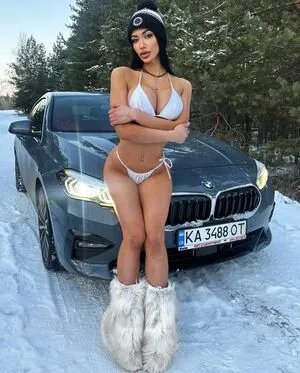 alinajimmychoo OnlyFans Leaked Free Thumbnail Picture - #41HGEvhjgn