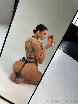 alinajimmychoo OnlyFans Leaked Free Thumbnail Picture - #RHmCdxzLPf