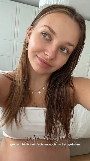 Alinamour OnlyFans Leaked Free Thumbnail Picture - #AOElKJpzo2