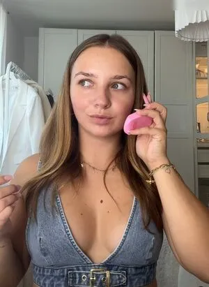 Alinamour OnlyFans Leaked Free Thumbnail Picture - #KLM0m9wqQb