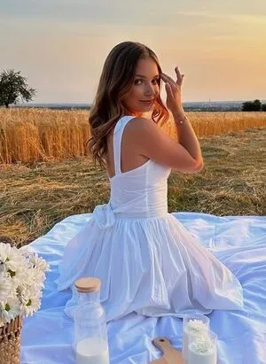 Alinamour OnlyFans Leaked Free Thumbnail Picture - #Lu1Ldzn6KB