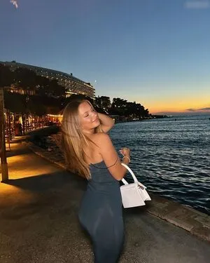 Alinamour OnlyFans Leaked Free Thumbnail Picture - #XPYCQeLYRG