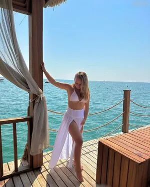 Alinamour OnlyFans Leaked Free Thumbnail Picture - #hR1CWeS0jA