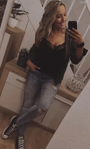Alinas Landleben OnlyFans Leaked Free Thumbnail Picture - #EFukOlib4r