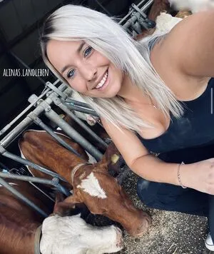 Alinas Landleben OnlyFans Leaked Free Thumbnail Picture - #VILl1mAWEb