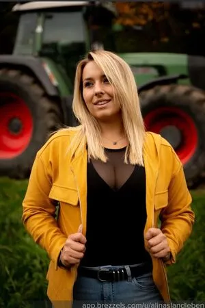 Alinas Landleben OnlyFans Leaked Free Thumbnail Picture - #YILjvXs6YM