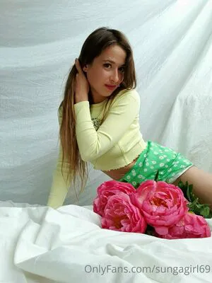 Alinashine OnlyFans Leaked Free Thumbnail Picture - #yYeZGdNyoN