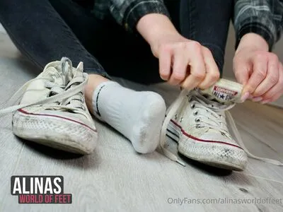 Alinasworldoffeet OnlyFans Leaked Free Thumbnail Picture - #Djwkkml1Kj