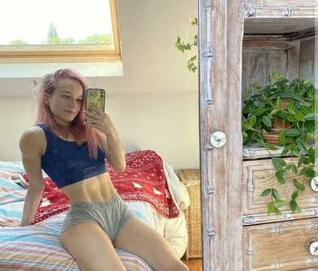 Aline Dessine OnlyFans Leaked Free Thumbnail Picture - #DlrpAyr0IV