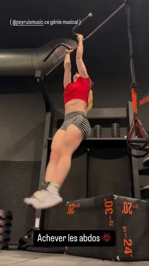 Aline Dessine OnlyFans Leaked Free Thumbnail Picture - #FJKjsE7IV9