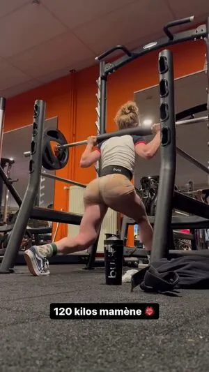 Aline Dessine OnlyFans Leaked Free Thumbnail Picture - #RnEOWggzBm