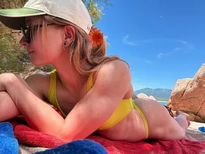 Aline Dessine OnlyFans Leaked Free Thumbnail Picture - #VXCkSFvkWb