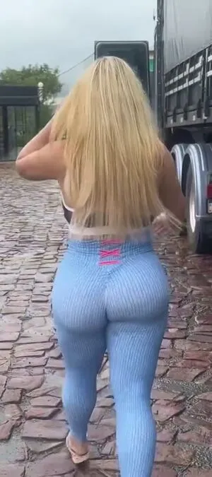 Aline Fuchter Ouriques OnlyFans Leaked Free Thumbnail Picture - #1AgDAIlmXR