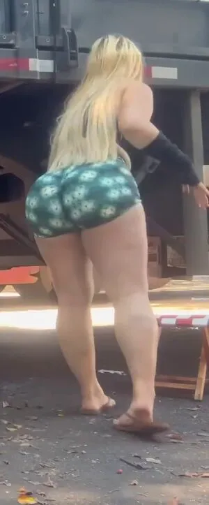 Aline Fuchter Ouriques OnlyFans Leaked Free Thumbnail Picture - #1yoCIfW5ne