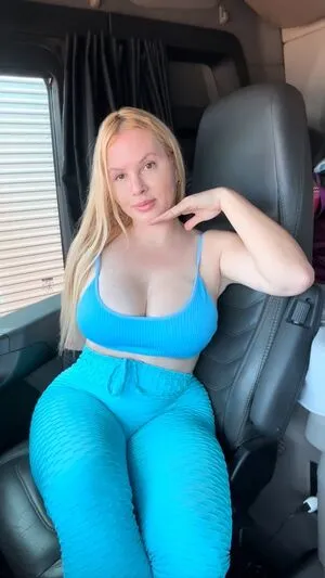 Aline Fuchter Ouriques OnlyFans Leaked Free Thumbnail Picture - #J9NoLP8i5n