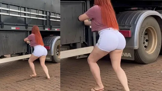 Aline Fuchter Ouriques OnlyFans Leaked Free Thumbnail Picture - #OmgFSp5ng5