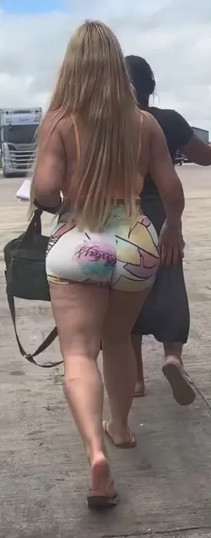 Aline Fuchter Ouriques OnlyFans Leaked Free Thumbnail Picture - #UqQ2l4fwr9