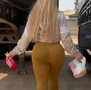 Aline Fuchter Ouriques OnlyFans Leaked Free Thumbnail Picture - #eBwzOy3pWR