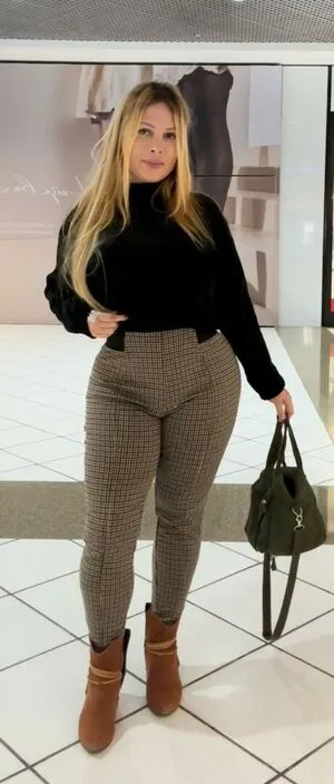 Aline Fuchter Ouriques OnlyFans Leaked Free Thumbnail Picture - #hvRspwKzu9