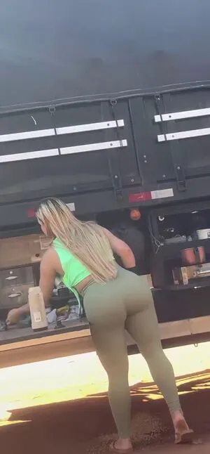 Aline Fuchter Ouriques OnlyFans Leaked Free Thumbnail Picture - #omY6u0kAVs