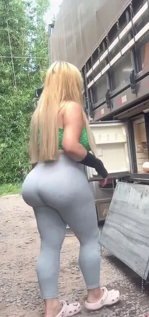 Aline Fuchter Ouriques OnlyFans Leaked Free Thumbnail Picture - #vShohfgGGd