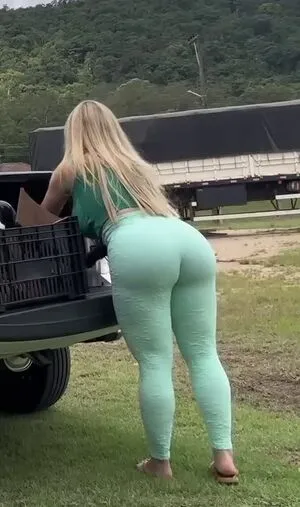 Aline Fuchter Ouriques OnlyFans Leaked Free Thumbnail Picture - #y3mBza0oAo