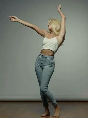 Aline Jones OnlyFans Leaked Free Thumbnail Picture - #FFPiD9FoY7