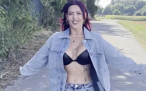 Aline Jost Diraimondo OnlyFans Leaked Free Thumbnail Picture - #Iq500l7Vx3