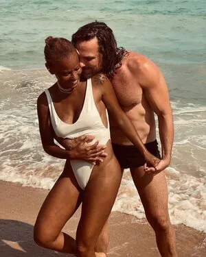 Aline Wirley OnlyFans Leaked Free Thumbnail Picture - #7AFDL2FYbx