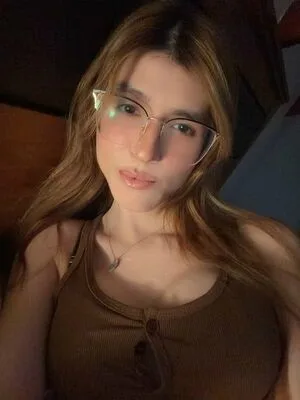 Alineettv OnlyFans Leaked Free Thumbnail Picture - #e1JcZnQz8d