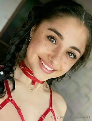 Alinevsss OnlyFans Leaked Free Thumbnail Picture - #fKwpaNIFEv