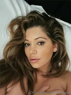Alirosepb OnlyFans Leaked Free Thumbnail Picture - #8hD3zEa5x8