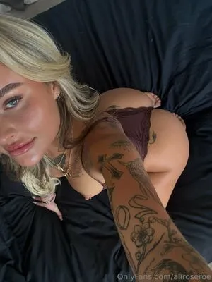 Aliroseroe OnlyFans Leaked Free Thumbnail Picture - #WbnP5Uayie