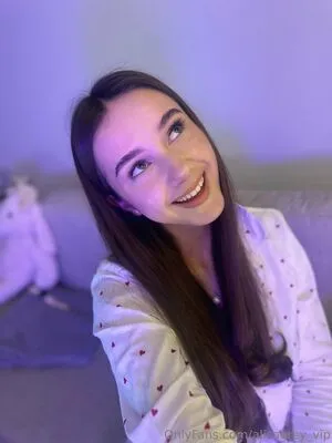 Alisagrey Vip OnlyFans Leaked Free Thumbnail Picture - #2BuN0qYadR