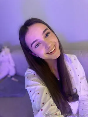 Alisagrey Vip OnlyFans Leaked Free Thumbnail Picture - #pix4NO6eW5