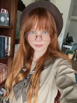 Alisapik OnlyFans Leaked Free Thumbnail Picture - #1LhLtLbD9i