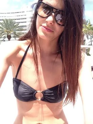 Alisar Ailabouni OnlyFans Leaked Free Thumbnail Picture - #t7pBfSXHjP